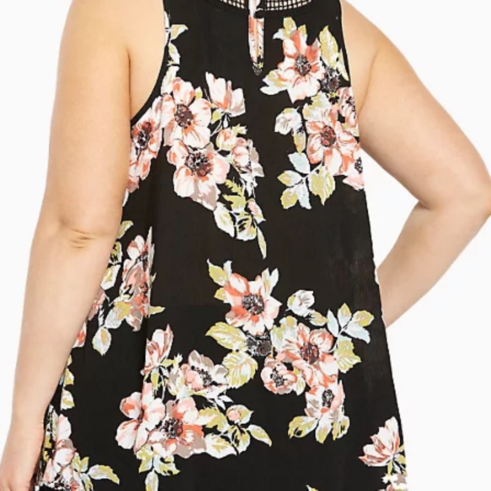 Torrid Tank Top - Picture 3 of 9